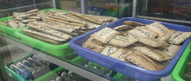 Jimat Tes CPNS yang dijual di Jakarta Gems Center, Jatinegara, Jakarta Timur (dok. KM)