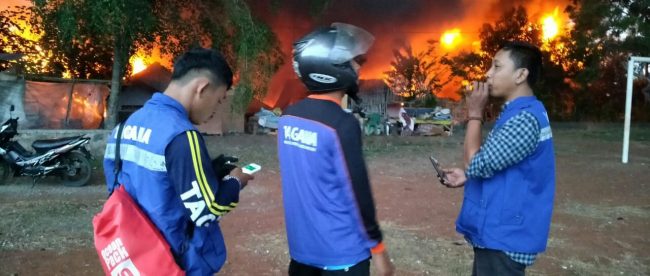 Puluhan gerbong kereta api di Stasiun Cikaum Barat, Subang terbakar (dok. KM)