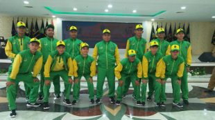 Merry Simargolang memimpin tim Alwasliyah Gading Tanjungbalai di ajang PONPENAS VIII di Bandung. (dok. KM)