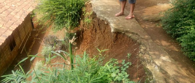 Jalan rusak di Desa Cibalung, Kecamatan Cijeruk, Bogor (dok. KM)