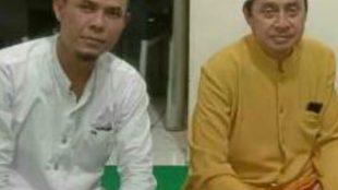 Kades Tugu, Cisarua, Kabupaten Bogor, terpilih, Eko (kiri)