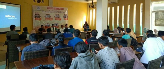 Dialog Kebangsaan yang digelar oleh Aliansi Pemuda Peduli Negeri (APPN) di Saung Edi Bayangkara Kota Serang, pada Jumat, 13/12/2019 (dok. KM)