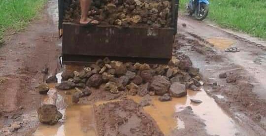Kondisi jalan Bojongjengkol RW 04 Desa Cirangkong, Kec. Cijambe, Kab. Subang (dok. KM)