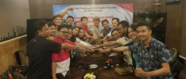 Suasana Akrab Pengurus DPC PWRI Kota Depok Usai Pelaksanaan Raker 2019, Senin 30/12/2019 (dok. KM)