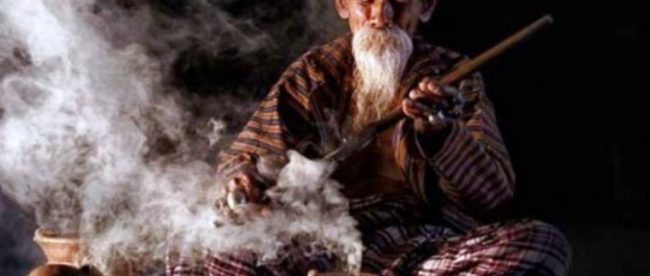 Ilsutrasi perdukunan (stock)