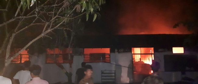 Kebakaran di SMPN 6 Tanjungbalai, Senin 27/1/2020 dinihari (dok. KM)