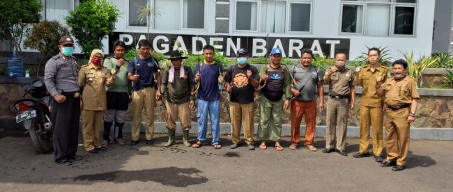 Persiapan penyemprotan di Kecamatan Pagaden Barat, Subang (dok. KM)
