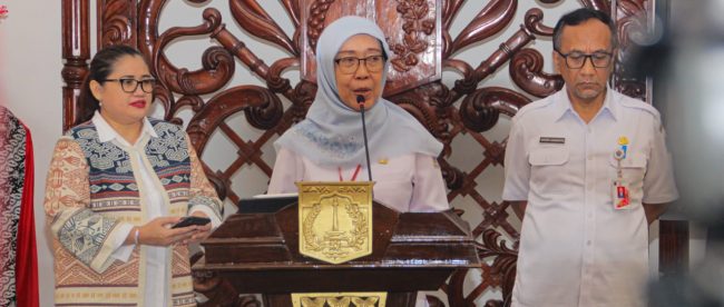 Kepala Dinas Kesehatan Provinsi DKI Jakarta Widyastuti memimpin Konferensi Pers Terkait Penyebaran virus Covid-19 di Gedung Balaikota DKI Jakarta, Rabu sore 4/3/2020
