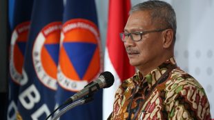Jubir Pemerintah untuk penanganan wabah COVID-19 Achmad Yurianto dalam konferensi pers, Kamis 27/3/2020 (dok. KM)