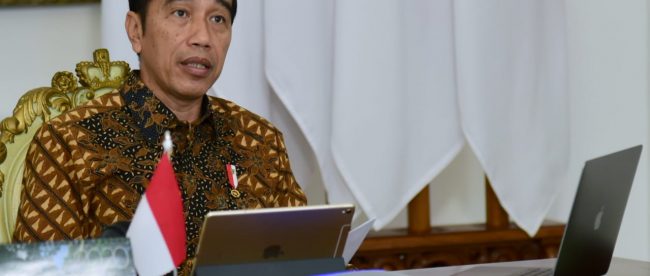 Presiden Joko Widodo saat rapat terbatas melalui videoconferencing di Istana Bogor, Senin 30/3/2020 (dok. KM)