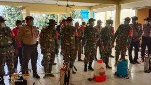 Persiapan penyemprotan disinfektan di Pamarayan, Serang, Rabu 1/4/2020 (dok. KM)