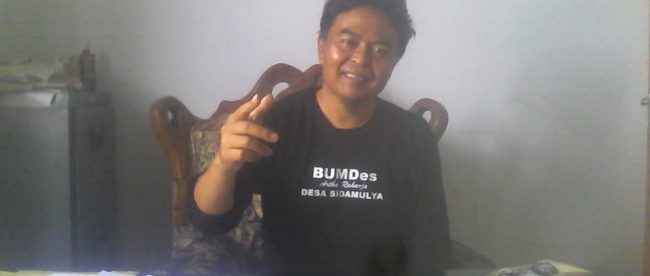 Kepala Desa Sidamulya Kecamatan Cipunagara, Warto (dok. KM)