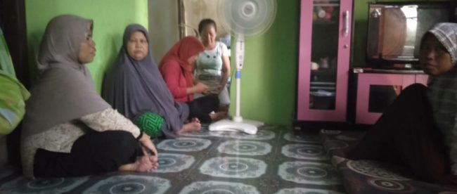 Warga Kp. Pabuaran, Pamarayan, Serang yang mengeluhkan penagih utang dari Koperasi Simpan Pinjam (KSP) setempat (dok. KM)