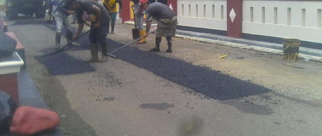 UPTD PUPR Kab. Subang perbaiki Jalan Ruas Jalan Gunungsembung-Sumurgintung Kec.Pagaden Barat, Kab. Subang