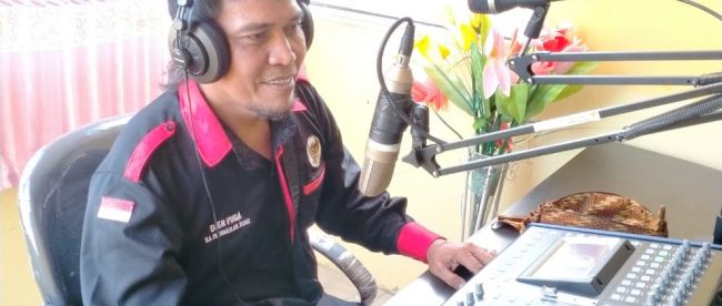 Ketua LSM AMTI RIAU, Dien Puga (dok. KM)