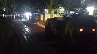 Pengaspalan jalan di Desa Sidamulya, Subang (dok. KM)