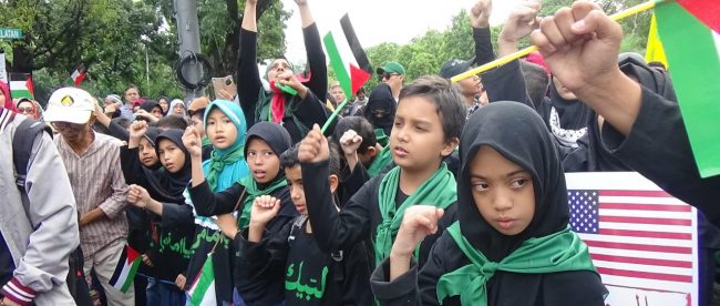 Dokumentasi unjuk rasa Hari al Quds Internasional di depan Kedubes Amerika Serikat, Jakarta, April 2017