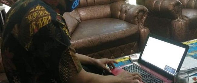 Kepala Badan Narkotika Nasional Kabupaten Pasaman Barat Irwan Effenry mempersiapkan peringatan Hari Pancasila melalui Media Daring (dok. KM)