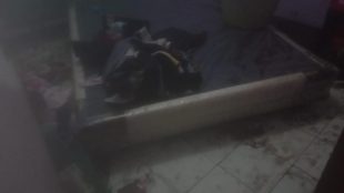 Kondisi salah satu rumah warga di RT 02/02 Kelurahan Kayumanis, Kota Bogor, yang terdampak banjir yang diduga akibat proyek Tol BORR, 17 Maret 2020 (dok. KM)