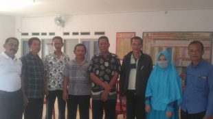 Kepala Desa Jabong, Kecamatan Pagaden, Subang bersama BPD (dok. KM)