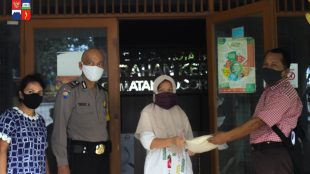 Penyaluran beras bantuan di Kota Bogor (dok. KM)