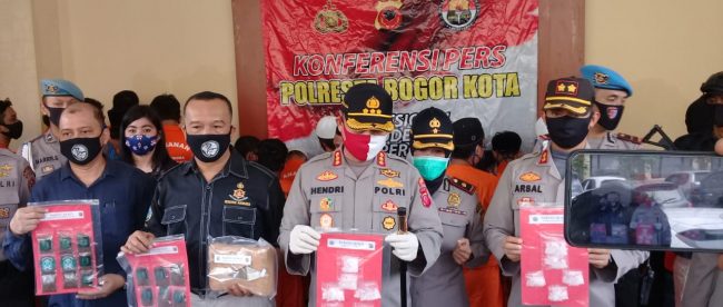 (dok. KM)