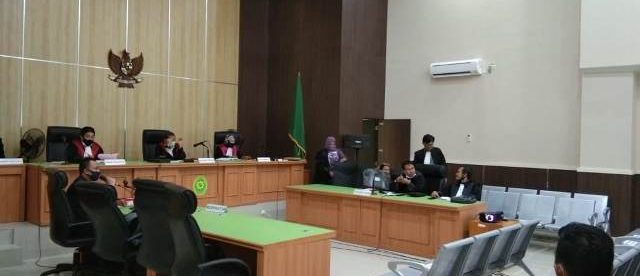 Suasana sidang korupsi dana kesra Pemkab Bengkulu di PN Bengkulu. Sumber foto: Betvnews.com