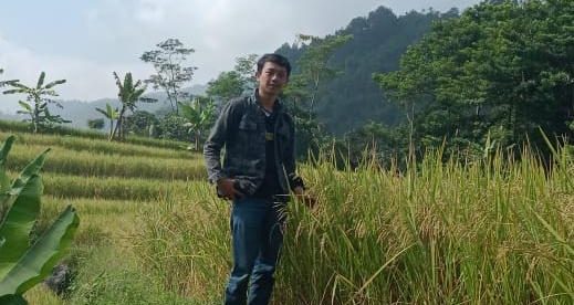 Koordinator Saung Agria Ciasihan, Kang Uning (dok. KM)