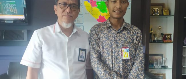 Ketua Umum Dewan Pimpinan PCA Sulthan Alfaraby, usai berdiskusi terkait listrik di Aceh bersama GM PLN UIW Aceh Jefri Rosiadi (dok. KM)