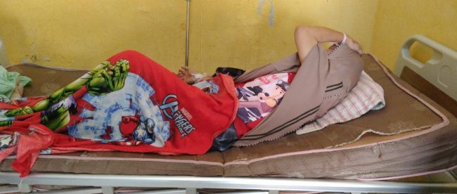 Ibu Mar, warga yang menjerit kesakitan akibat tidak ada pelayanan RSUD Tengku Mansyur Kota Tanjungbalai (dok. KM)