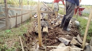 Pengerjaan proyek irigasi P3A Mitra Cai di Desa Citra, Kecamatan Binong, Subang (dok. KM)