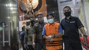 Tersangka korupsi SKPD Kabupaten Bogor Rachmat Yasin (RY) (Dok. Hari Setiawan Muhammad Yasin/KM)