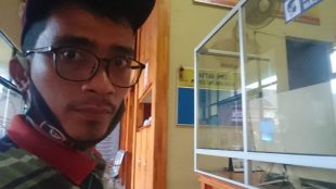 Hendra, wartawan KM, saat melaporkan DR ke Polres Tanjungbalai terkait pelarangan meliput terhadap wartawan. (dok. KM)