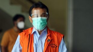 Mantan Bupati Bogor Rachmat Yasin di Gedung KPK, Jakarta (stock)