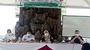 Pelaksanan monev tahun anggaran 2020 yang bertempat di Aula Desa Cidadap, Kec. Pagaden Barat, Kab. Subang, Rabu 16/12/2020 (dok. KM)