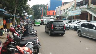 Lahan parkir di kawasan sekitar Pasar Kebon Kembang, Kota Bogor (dok. KM)