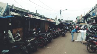 PKL di kawasan Jl Nyi Raja Permas, Kota Bogor (dok. KM)
