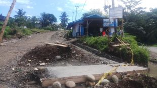 Peningkatan Pembangunan Jalan Bajak 1 - Lb.Unen yang sedang di kerjakan