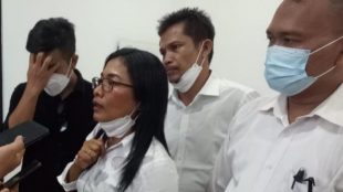 Tim pengacara mantan Sekdis DPKPP Kabupaten Bogor dari LBH Bara JP (dok. KM)