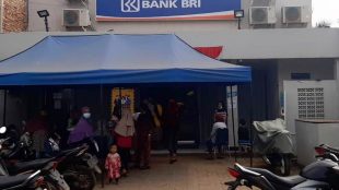 Kantor Bank BRI Kecamatan Parungpanjang, Senin 9/8/2021 (dok. Hari Setiawan Muhammad Yasin/KM)