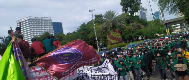 Aksi Ratusan Mahasiswa BEM PTM zona 3 DKI Jakarta, Jawa Barat dan Banten (dok. KM)