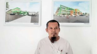 Direktur Operasional PT. Hendra Putra Jaya, Giyanto, saat ditemui di kantornya, di depan Kantor Kecamatan Parungpanjang, Kabupaten Bogor, Kamis siang 14/07/2022 (dok. Hari Setiawan Muhammad Yasin/KM)