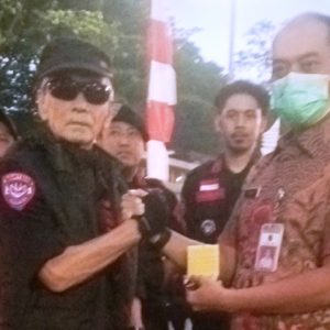 Penyerahan penghargaan Kemenhan ke ormas BBR Bogor
