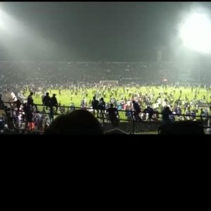 Pertandingan Arema FC Vs Persabaya Rusuh, Ratusan Suporter Meninggal Dunia