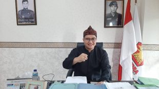 Ketua Komisi 2 DPRD Kabupaten Bogor, Satra Winara, saat ditemui KM di kantornya di Jalan Tegar Beriman, Jumat siang 21/10/2022 (dok. Hari Setiawan Muhammad Yasin/KM)
