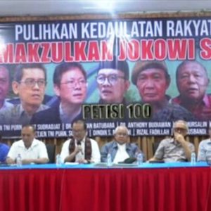 Petisi100 minta DPR Makzulkan Presiden